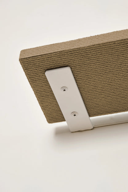 Seinäkiinnitteinen taso ''cat shelf''